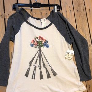 Nice obey long sleeve, super soft Brand new!